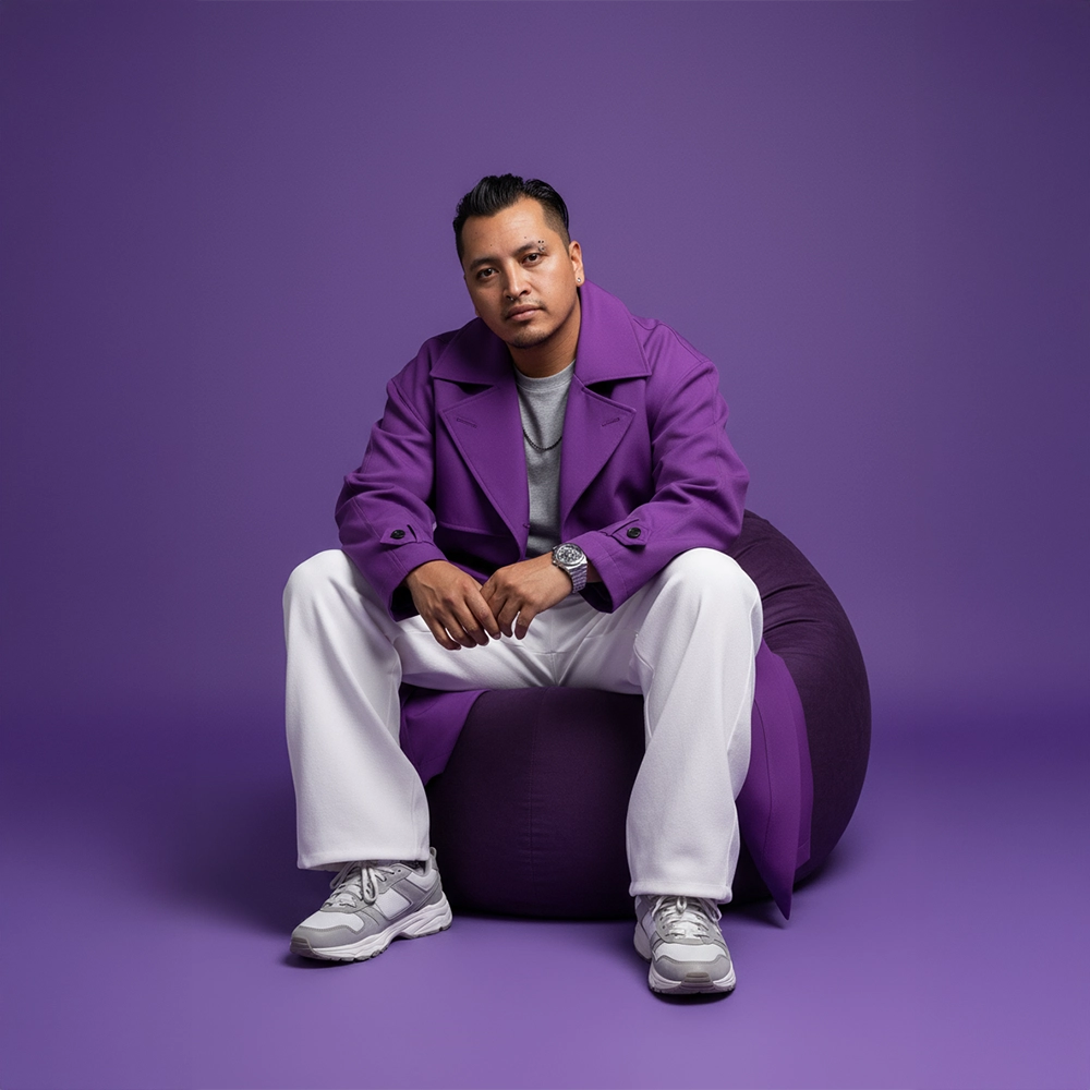 portfolio 15 - Moda Hiperrealista: Tono Púrpura